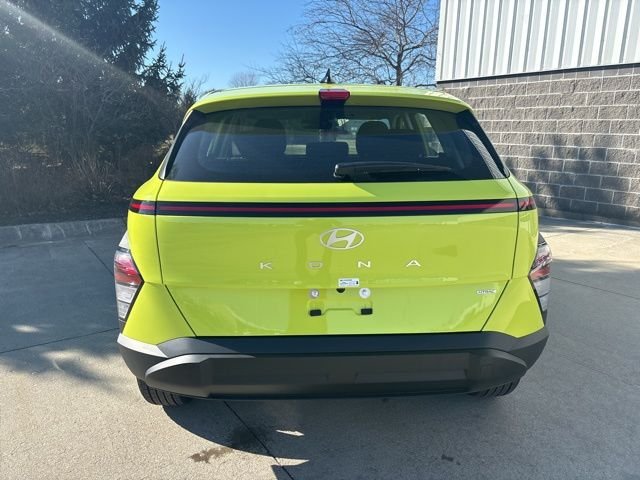 New 2026 Neoteric Yellow Hyundai SE image 7