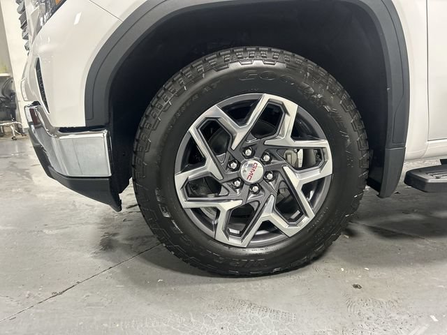 2026 GMC Sierra 1500 SLT - Photo 10