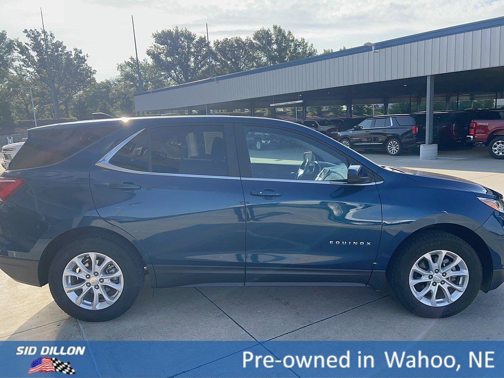 Used 2021 Pacific Blue Metallic Chevrolet LT image 5