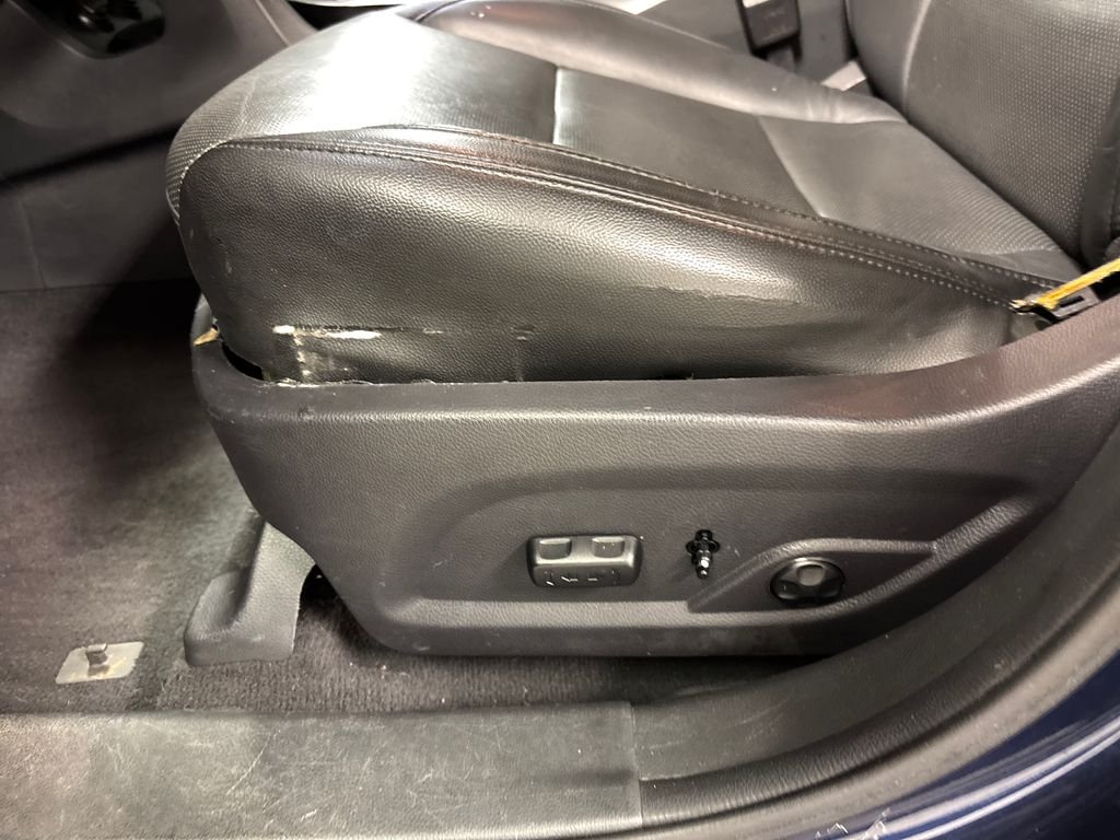 Used 2018 Blue Hyundai 2.0T image 24