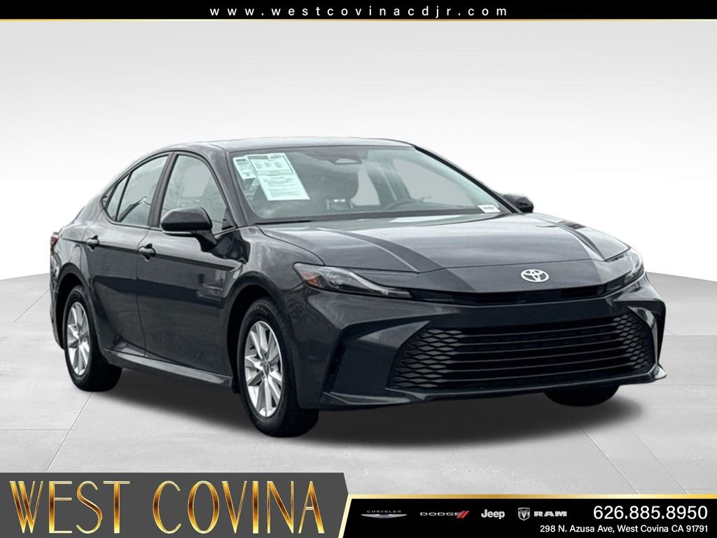 Used 2025  Toyota LE image 2