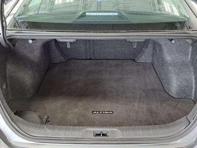 Used 2025 Gray Nissan 2.5 SV image 29