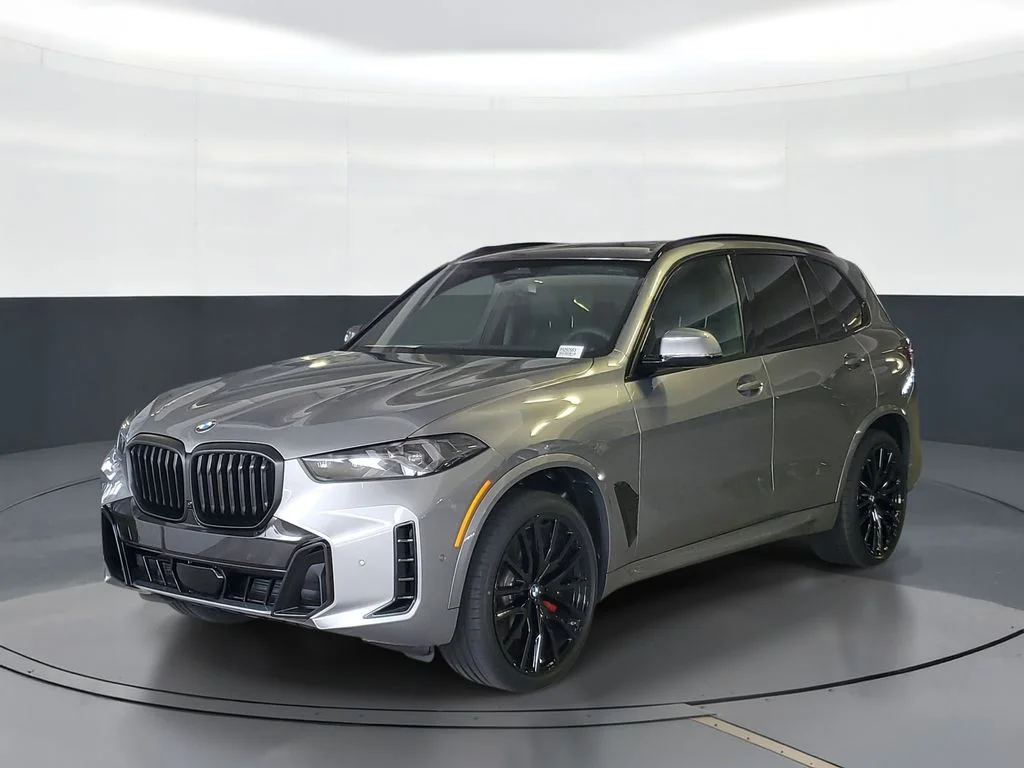 Used 2026 Gray BMW sDrive40i image 1