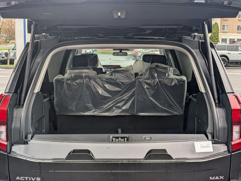New 2026 Agate Black Metallic Ford MAX Active image 31