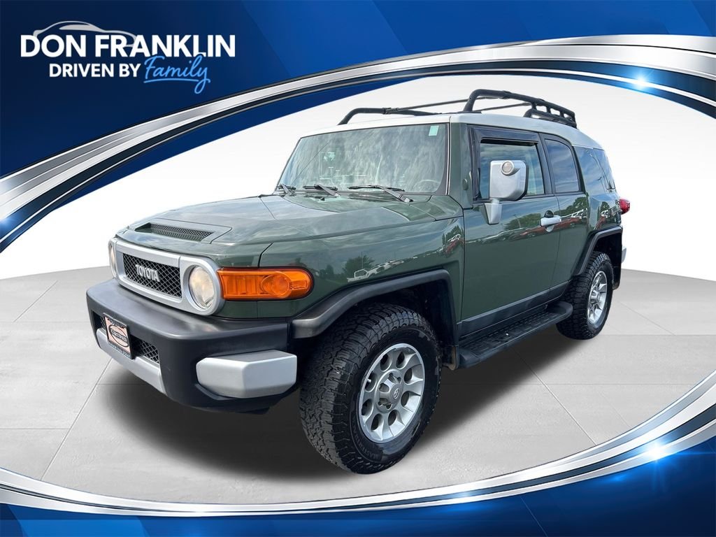 Used 2012 Green Toyota Base image 1