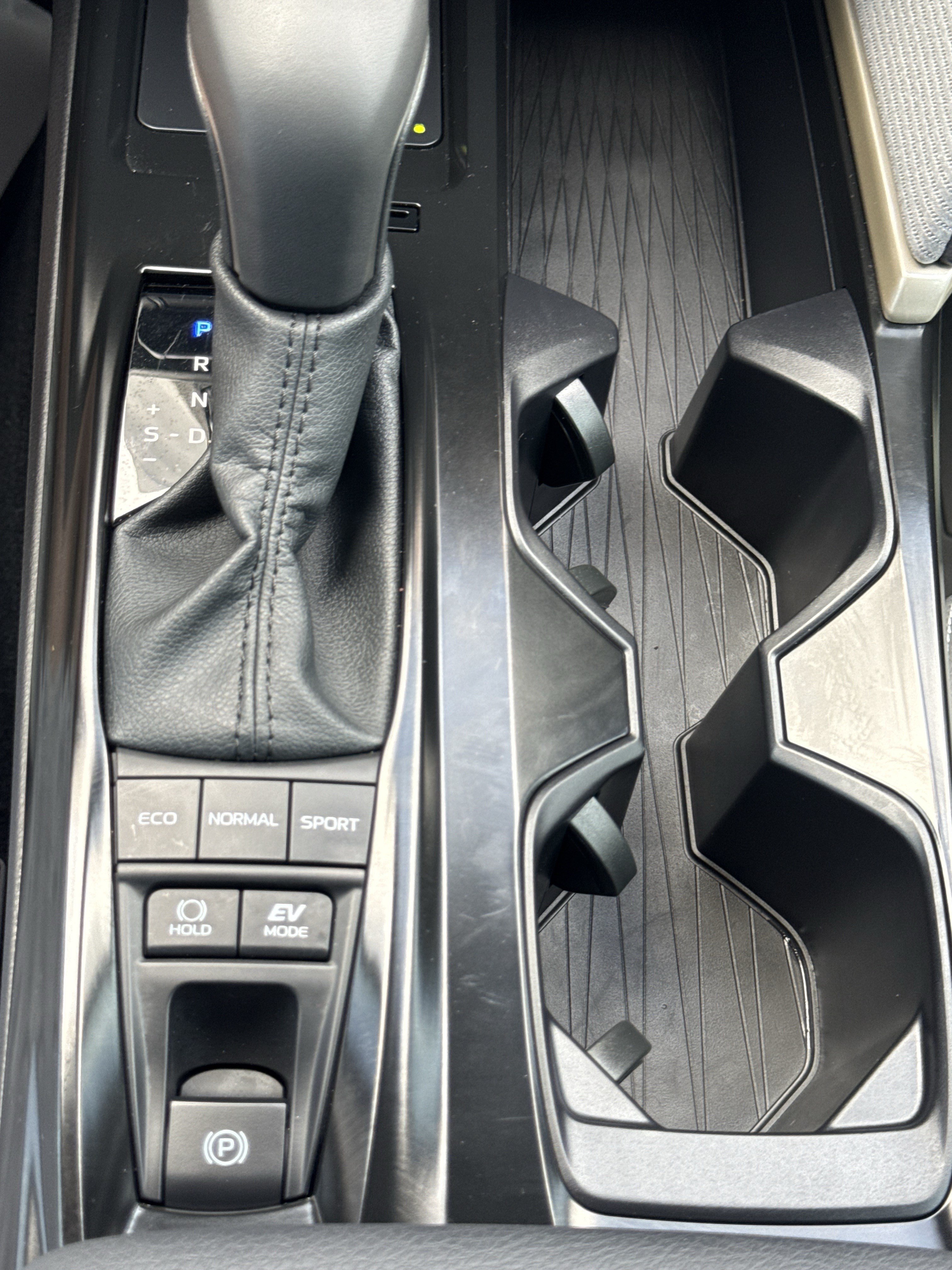 2026 Toyota Camry SE - Photo 71