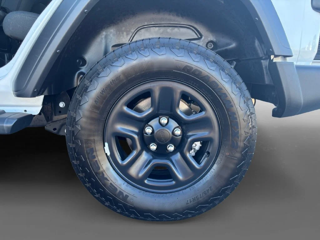 Used 2026 White Jeep Sport image 9