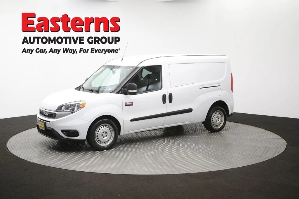 Used 2022 White Ram Base image 55