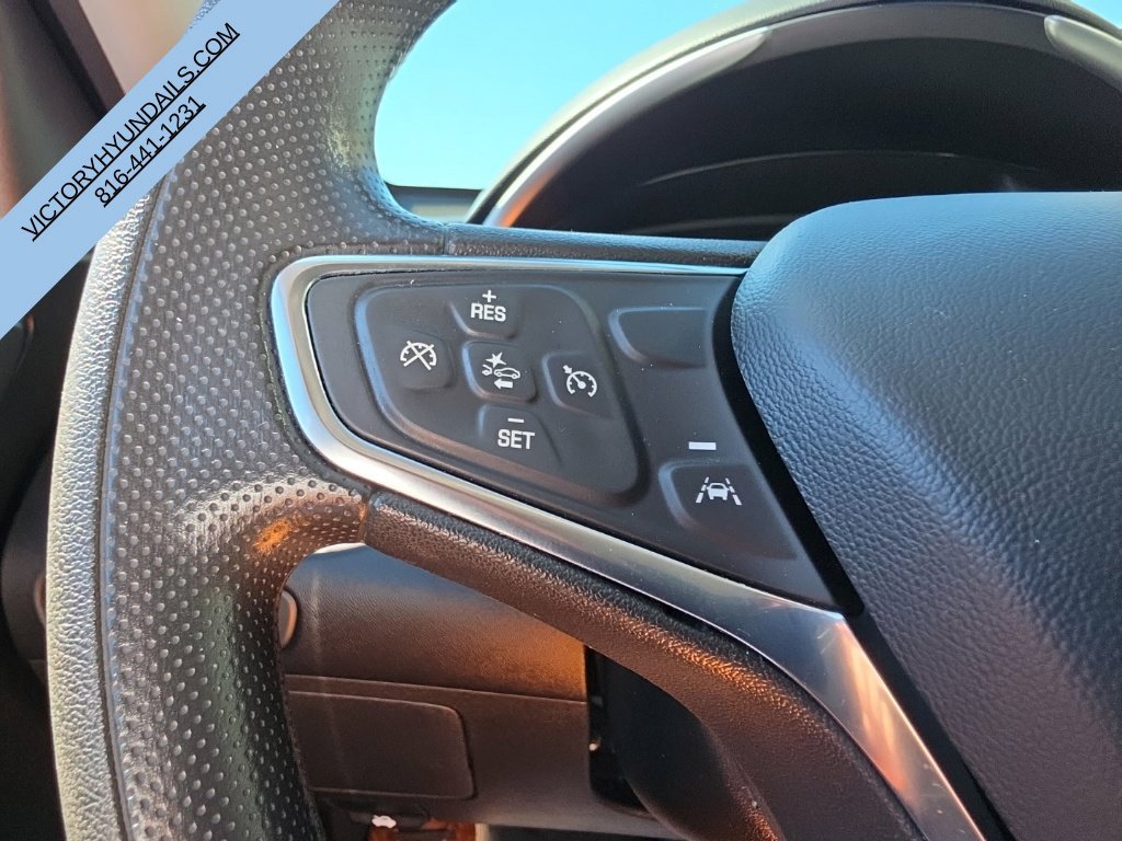 Used 2024 Gray Chevrolet LT image 22