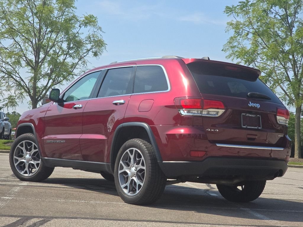 Used 2020 Velvet Jeep Limited image 15