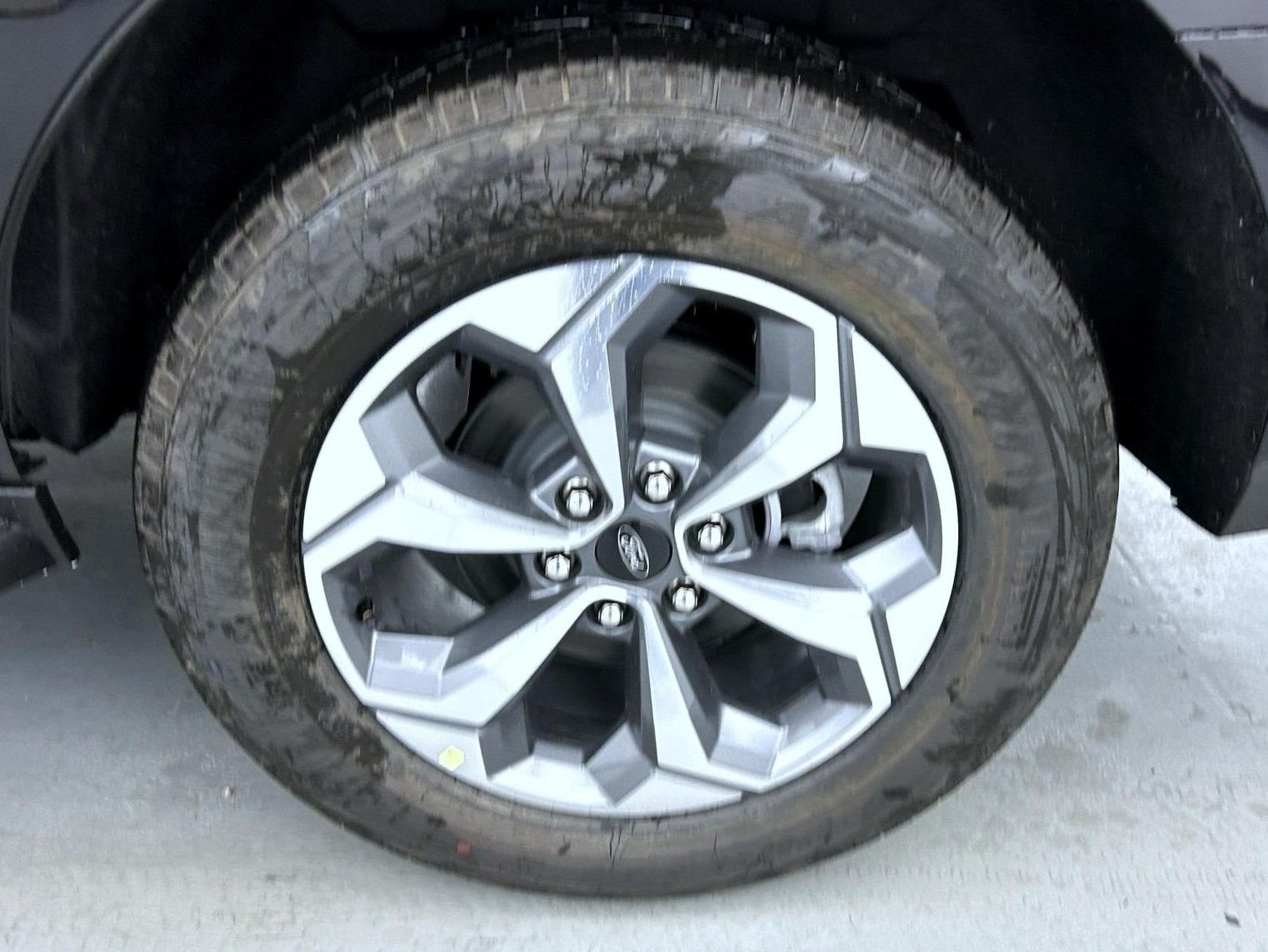 New 2027 Agate Black Metallic Ford Active image 25