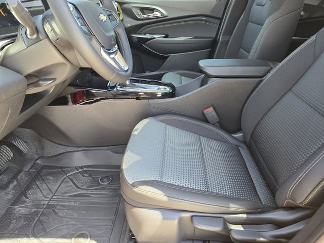 2026 Chevrolet Trax LT - Photo 9
