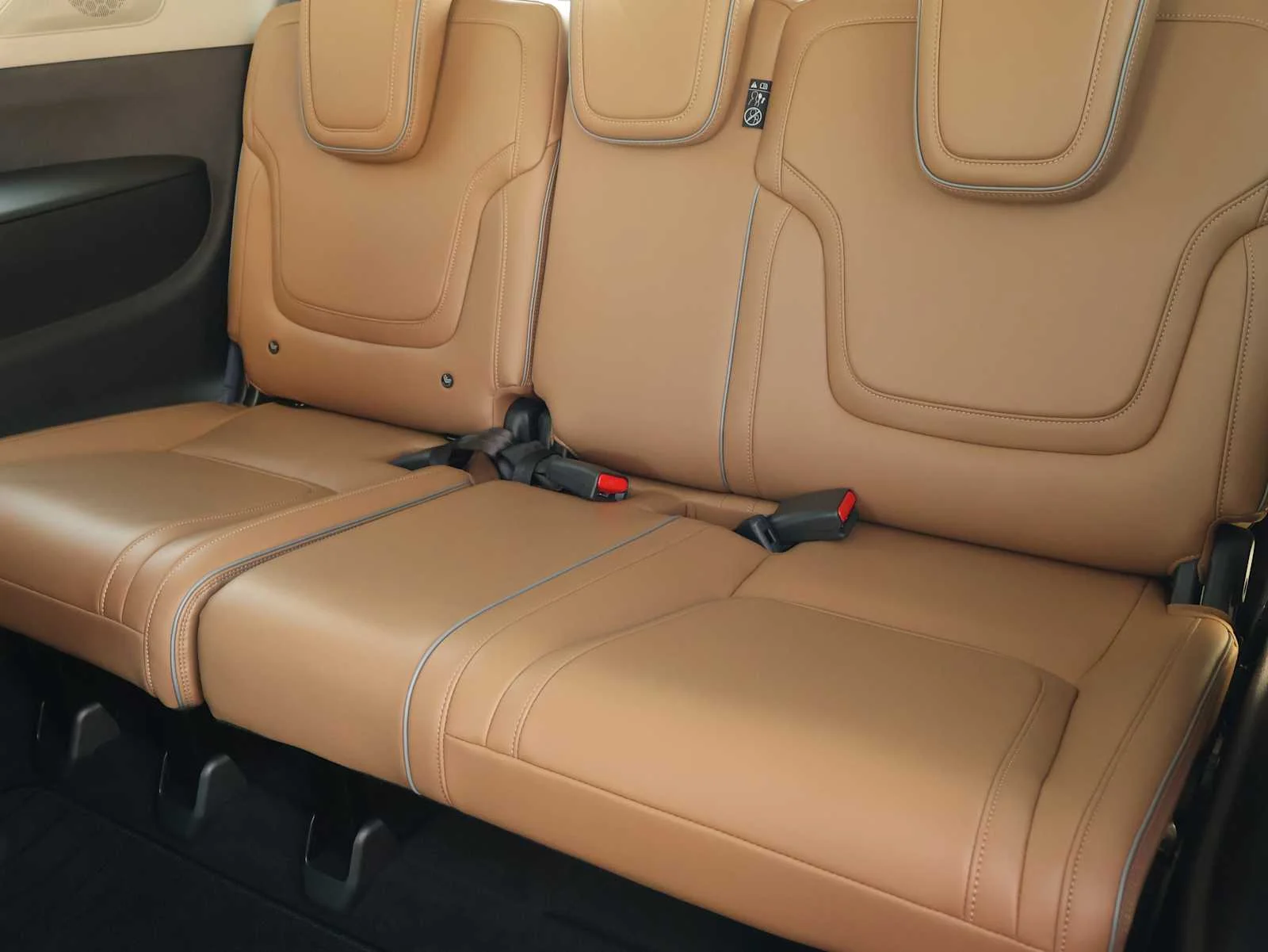 Certified Used 2027 Dynamic Metal INFINITI LUXE image 25