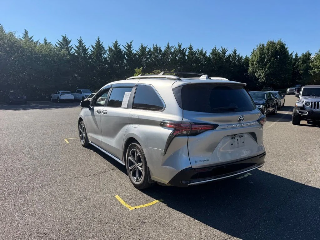 Used 2025 Silver Toyota Platinum image 6