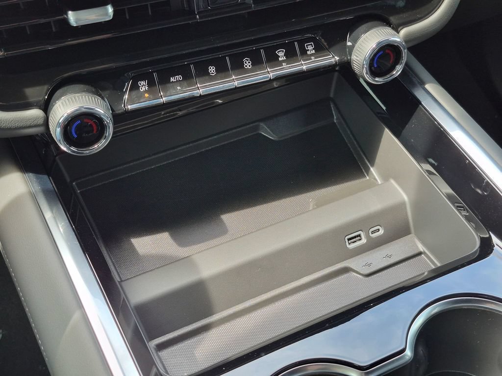 2026 Chevrolet Tahoe LS - Photo 18
