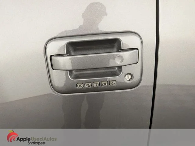 Used 2011  Ford FX4 image 44