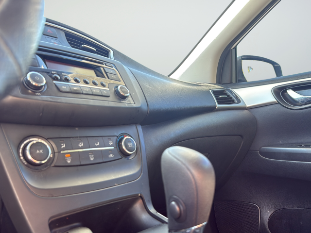 Used 2016 White Nissan S image 31