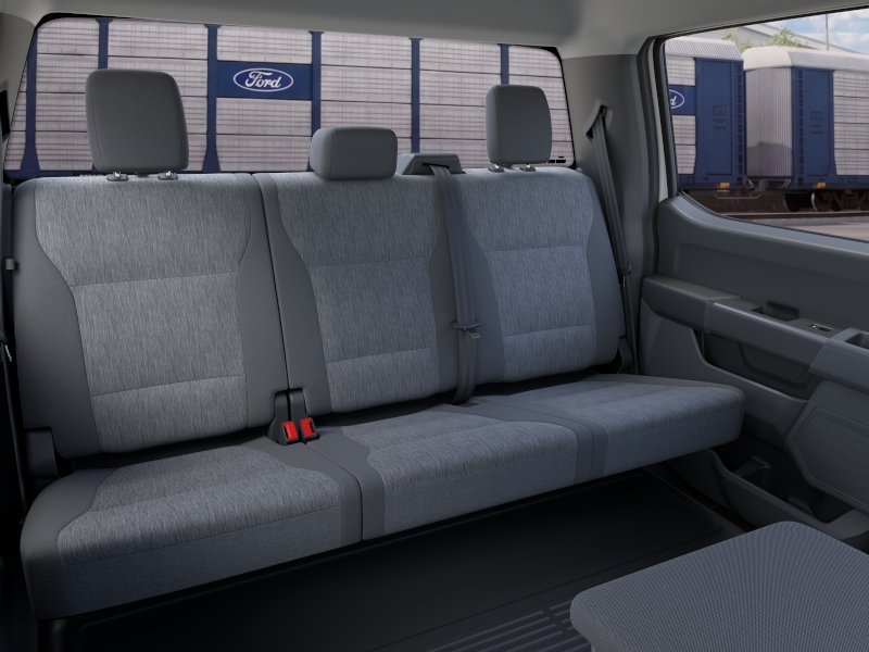 New 2026 Oxford White Ford XL image 12