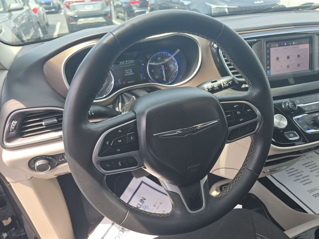 Used 2023 Black Chrysler LX image 16