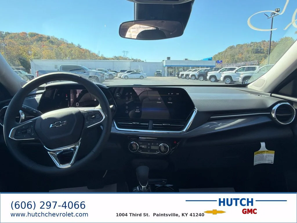 New 2026 Mosaic Black Metallic Chevrolet ACTIV image 21