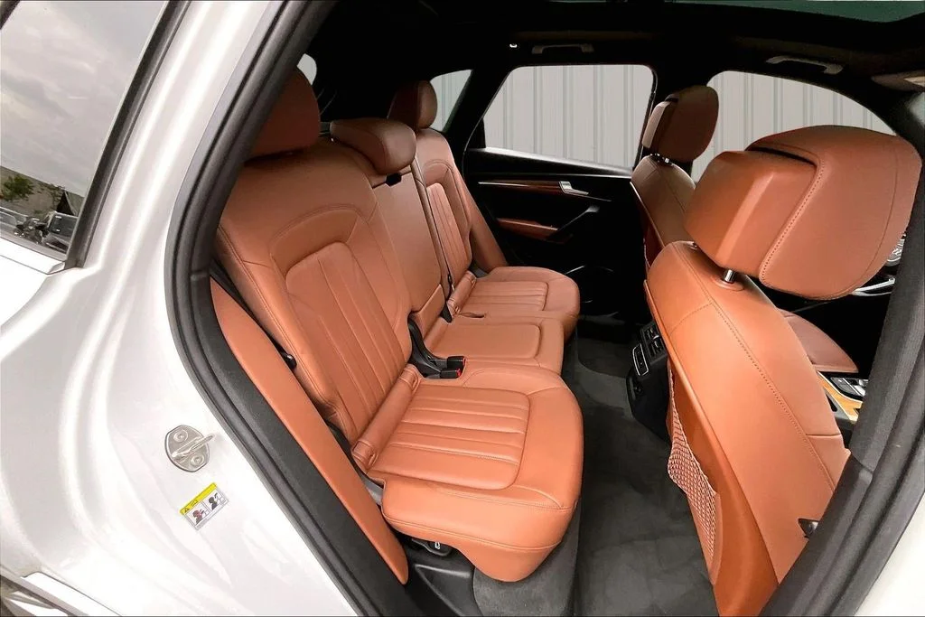 Used 2023 White Audi 40 Premium image 25