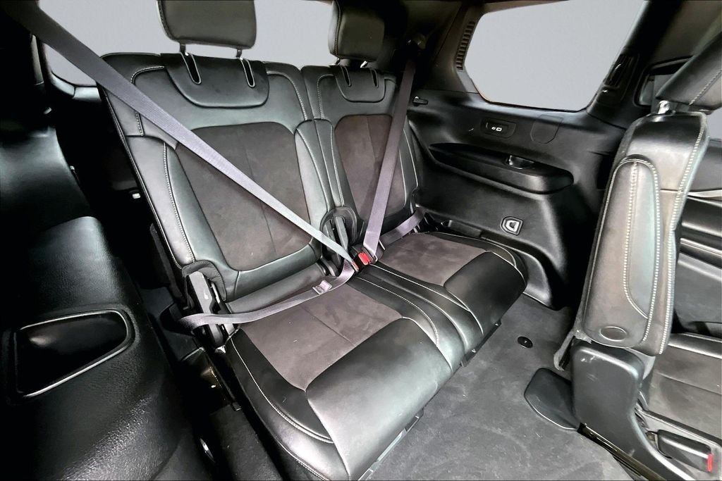 Used 2023 Black Jeep Altitude image 26