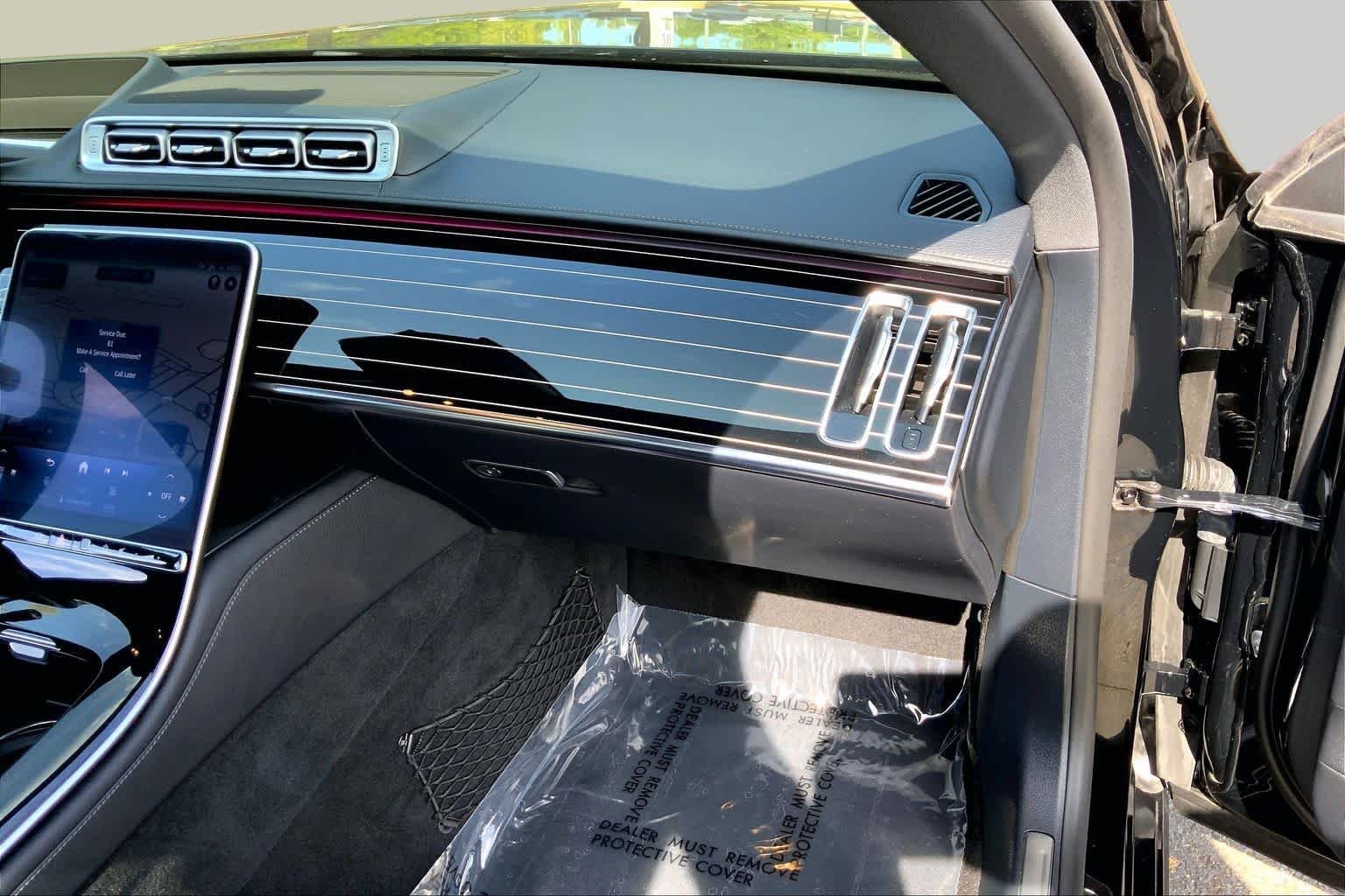 Used 2022 Black Mercedes-Benz S 580 image 19