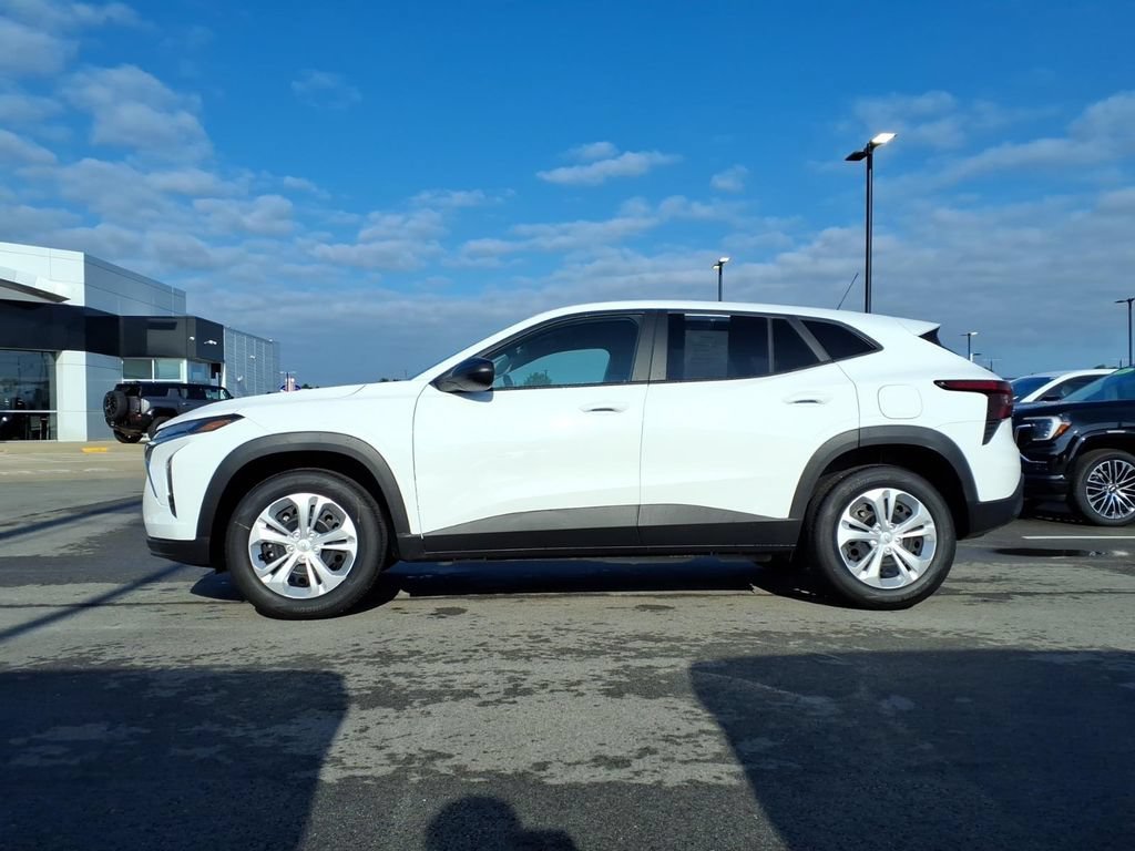 Used 2026 Summit White Chevrolet LS image 2