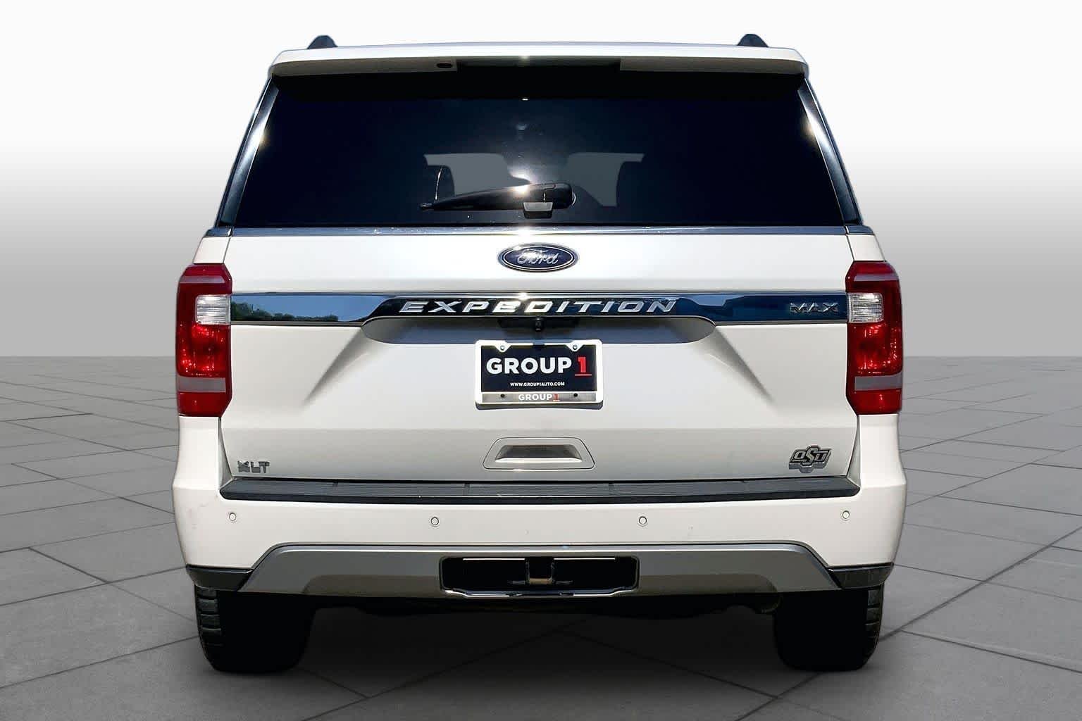 Used 2018 White Platinum Metallic Tri-Coat Ford XLT image 5