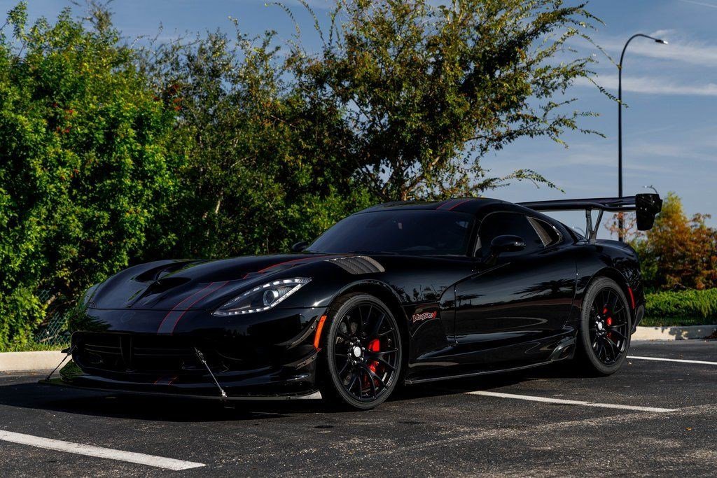 2017 Dodge Viper GTC - Photo 19
