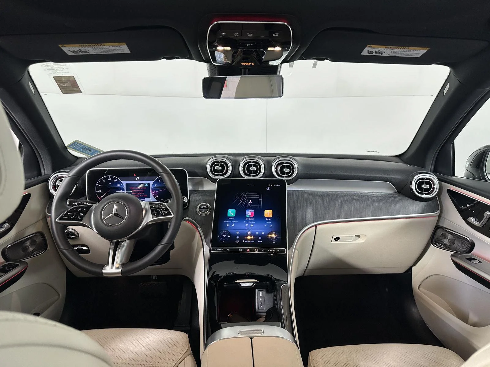 Used 2026  Mercedes-Benz GLC 300 image 33