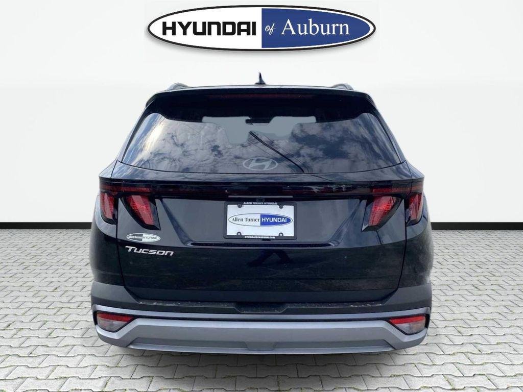 New 2026 Black Hyundai SEL FWD image 6