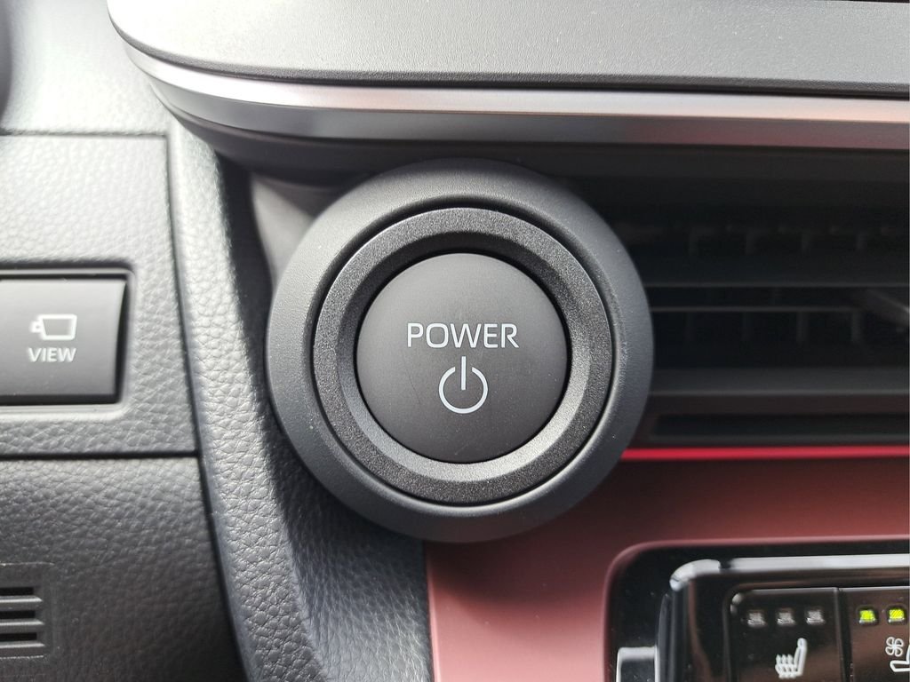 2026 Toyota Prius Plug-in Hybrid XSE Premium - Photo 30