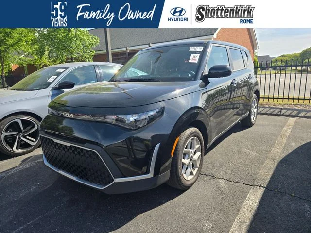 2025 Kia Soul 2.0L LX IVT's photo