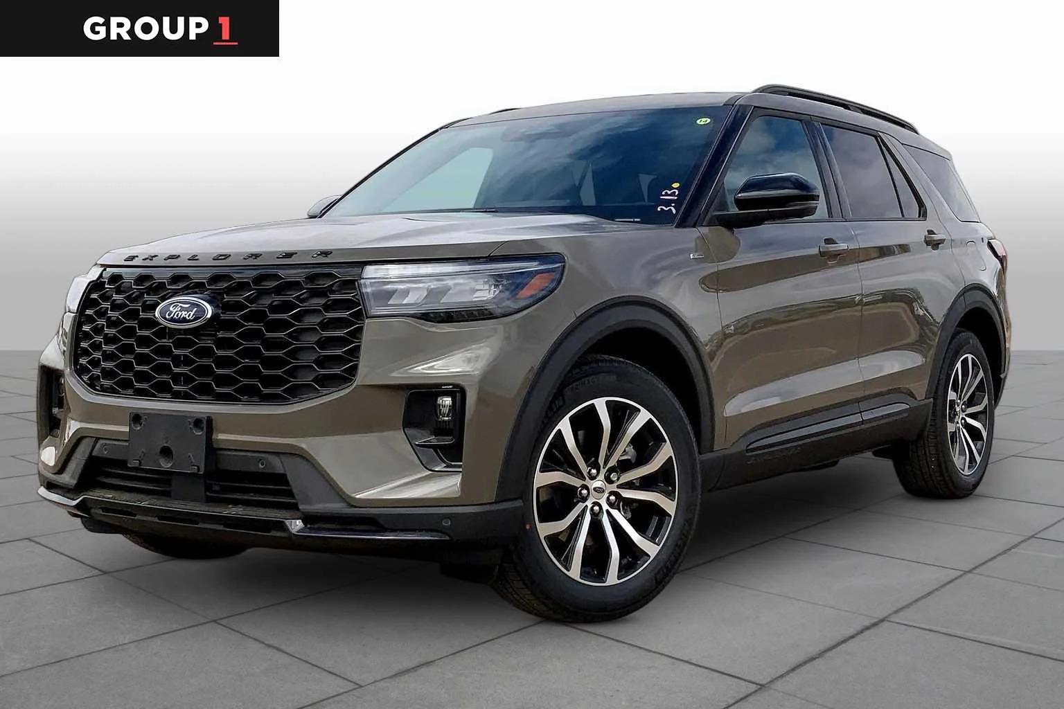2026 Ford Explorer ST-LINE RWD's photo