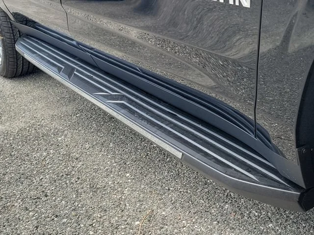 2026 Chevrolet Suburban High Country - Photo 8