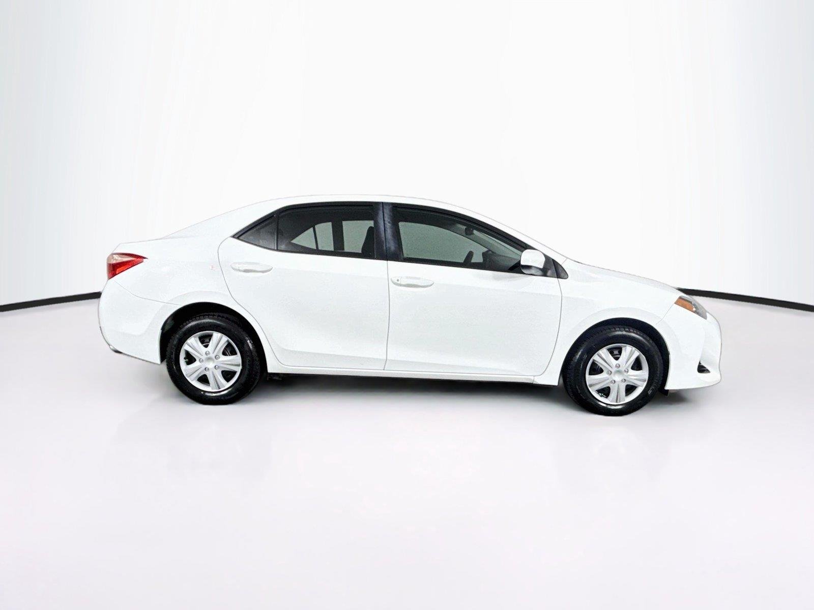 Used 2018 Super White Toyota L image 9