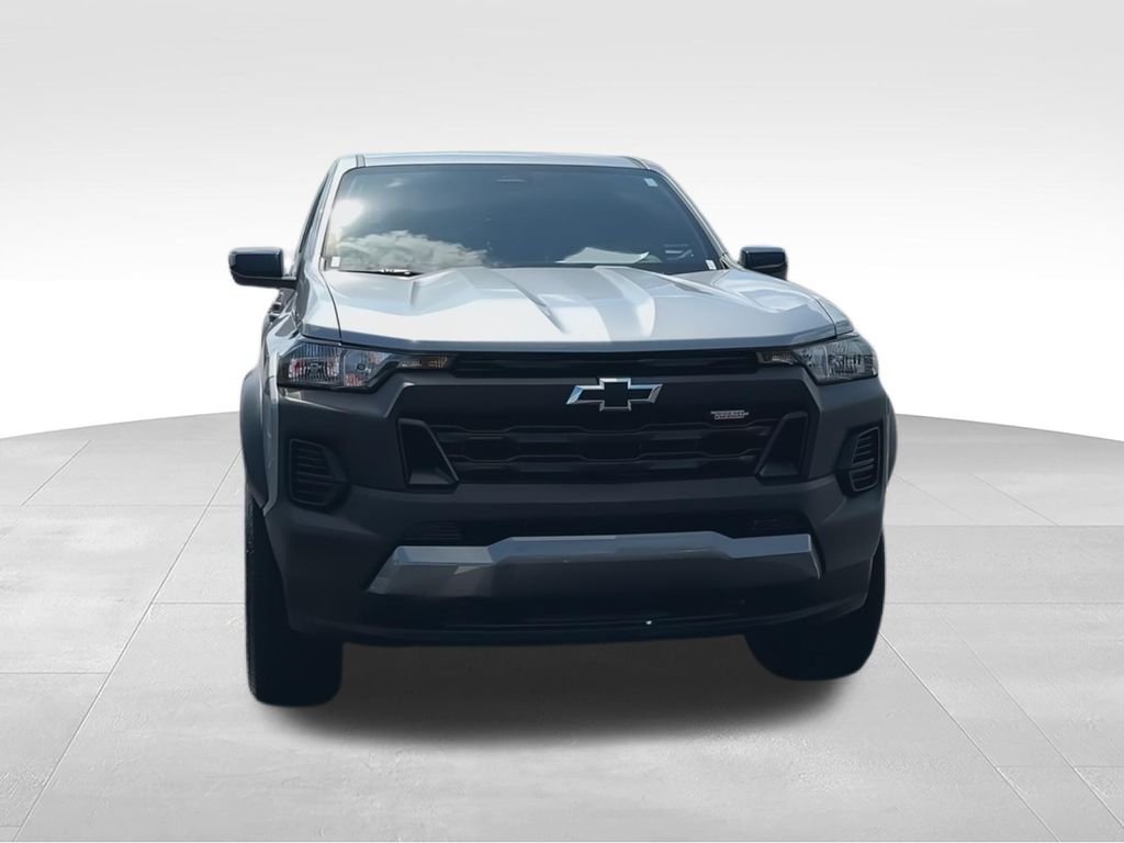 Used 2024 Gray Chevrolet Trail Boss image 3