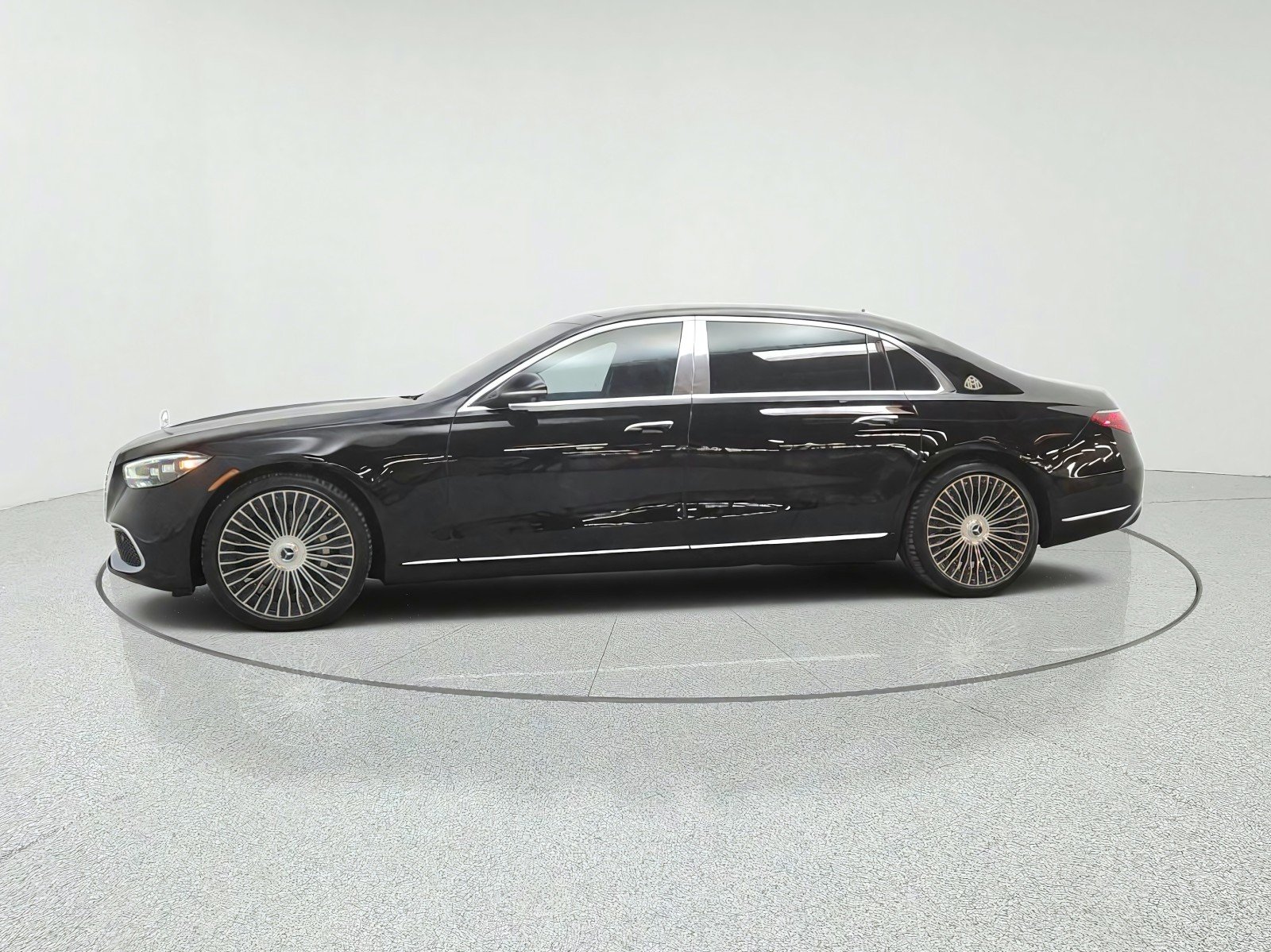 Certified Used 2021 Black Mercedes-Benz Maybach S 580 4MATIC® Sedan image 8