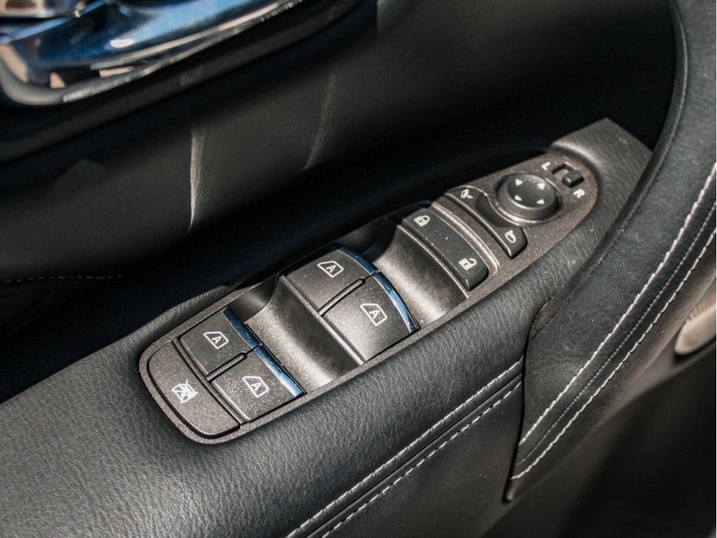 Used 2023 Moonstone White INFINITI SENSORY image 9