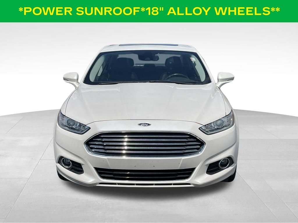 Used 2013 White Platinum Clearcoat Metallic Ford Titanium image 2