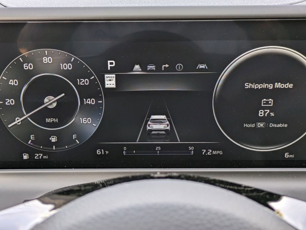 New 2024 Snow White Pearl Kia SX image 27