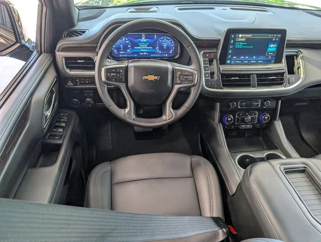 Used 2023 Gray Chevrolet LT image 9