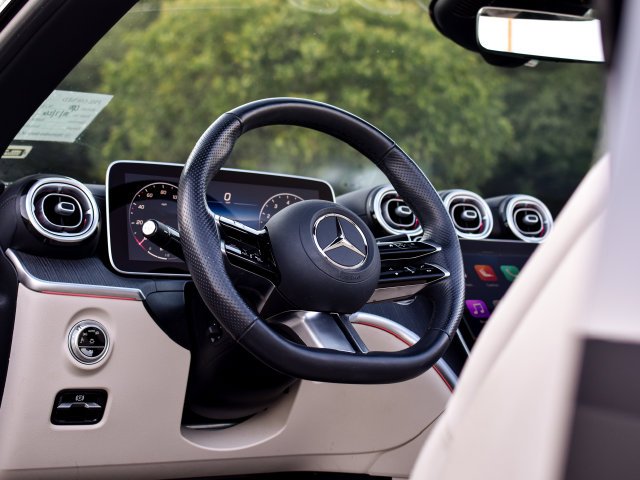 Used 2024 Gray Mercedes-Benz CLE 300 image 9
