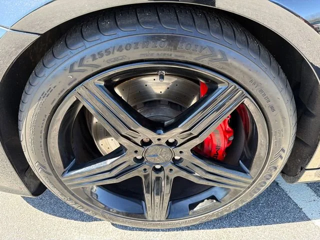 Used 2017 Black Mercedes-Benz 4MATIC® image 11