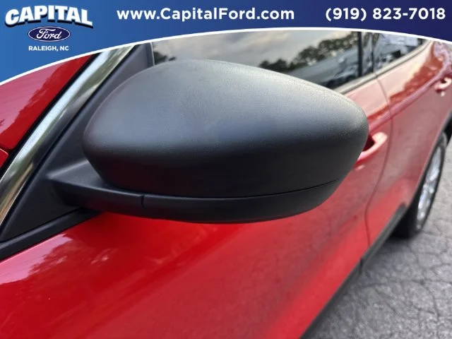 Used 2024 Red Ford Active image 12