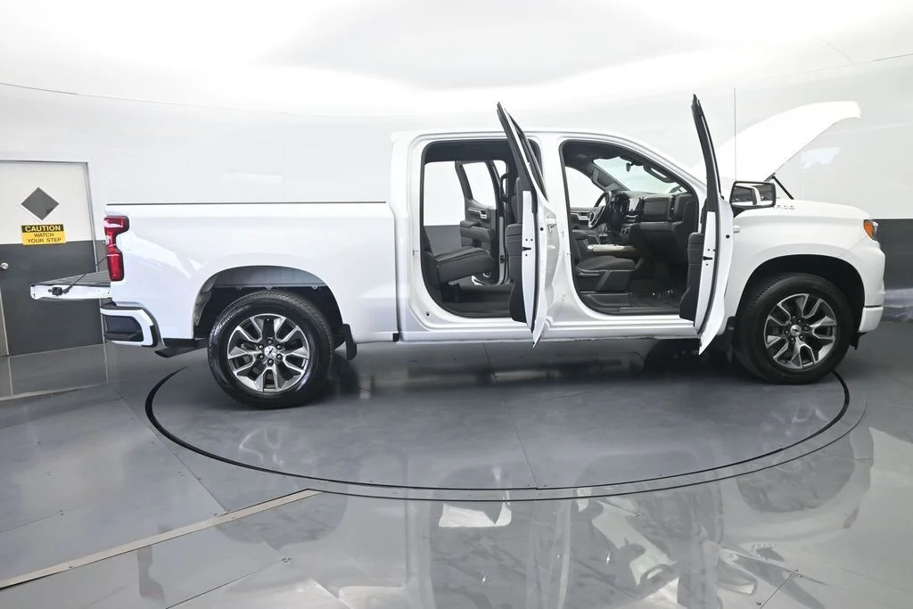 Used 2023 Summit White Chevrolet RST image 72