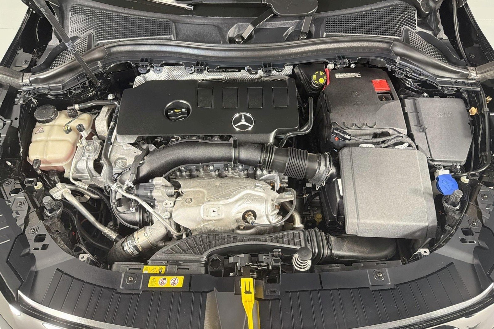 Used 2023 Night Black Mercedes-Benz 250 image 11