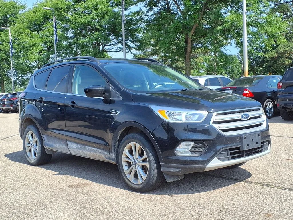 Used 2018 Black Ford SE image 3