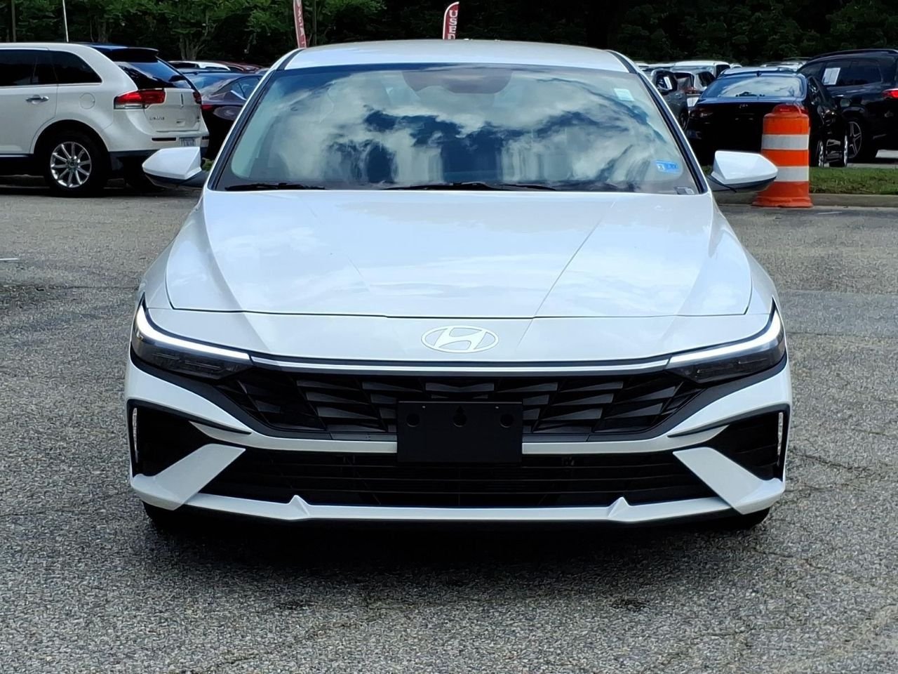 New 2026 Serenity White Hyundai Blue image 2